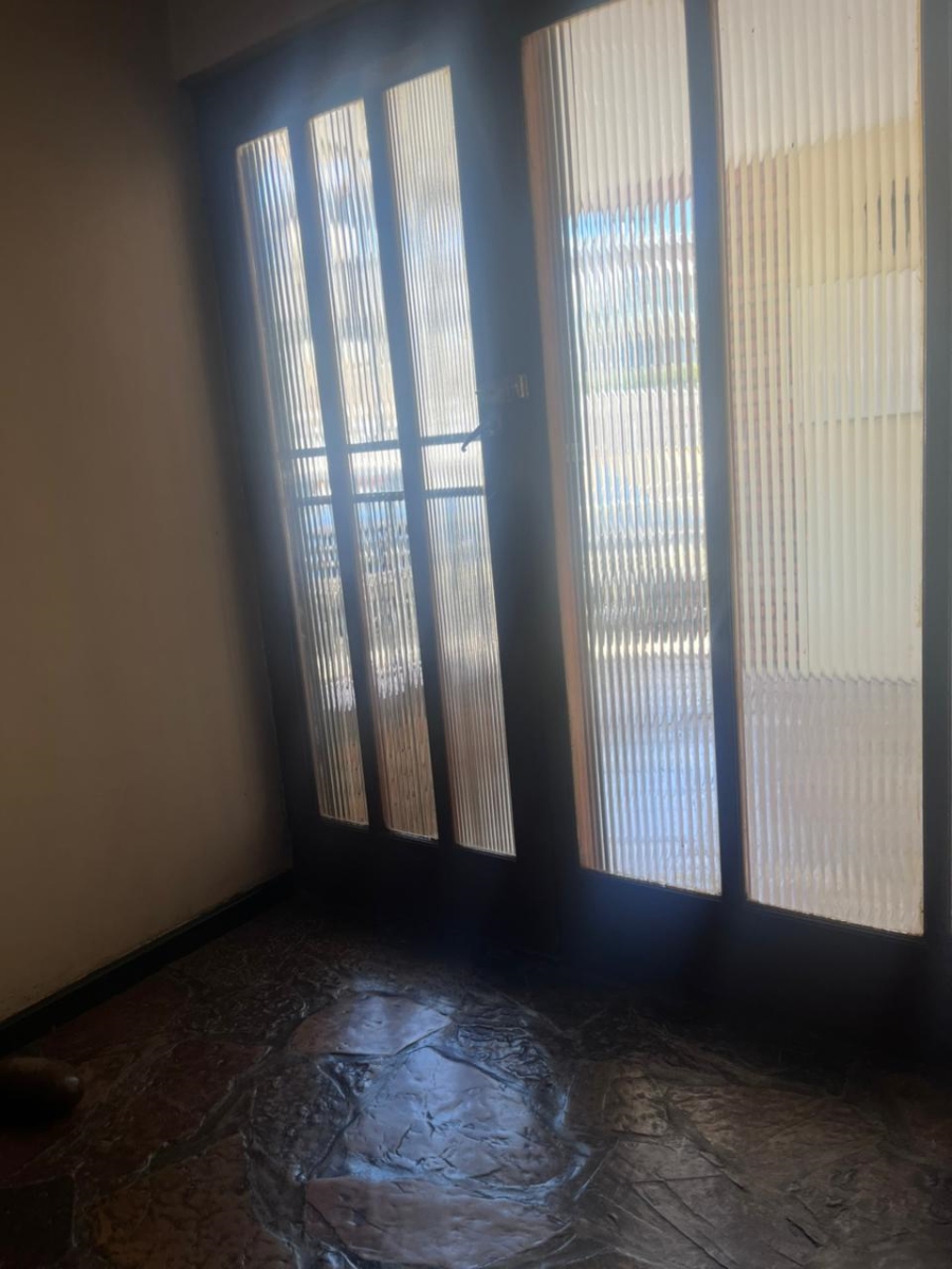 5 Bedroom Property for Sale in Walmer Estate Western Cape